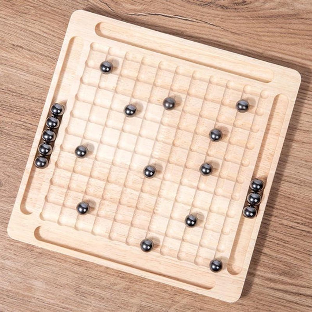 Magnetic Chess jeu d'échecs en bois - Jeu d'échecs magnétique - Kluster jeu de société d'aimants adapté aux enfants