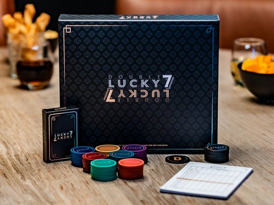 Double Lucky 7 - Kaartspel voor volwassenen en families - 2024 Editie - Verrassend snel gezelschapsspel in luxe casino stijl - Familiespel tot 7 spelers – jaar - 40 min