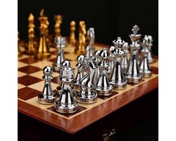 Schaakspel - Goud en Zilver - Houten Schaakbord - Hoogwaardige Metalen Schaakstukken - Voor Kinderen en Volwassenen